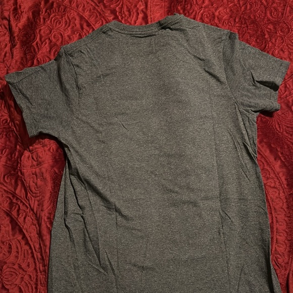 Marvel T-Shirt - Picture 3 of 4